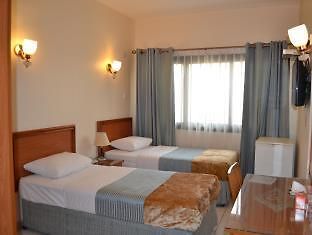 Tara Hotel Dubai Exterior photo