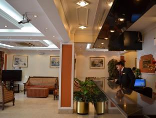 Tara Hotel Dubai Exterior photo